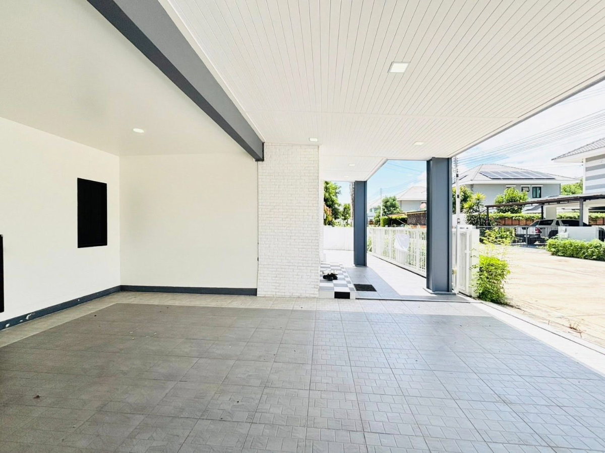 รูป ขายบ้านเดี่ยวหลังใหญ่ ม.มณีรินทร์ไพรเวทซี่ ศรีราชา - รูปที่ 8/27