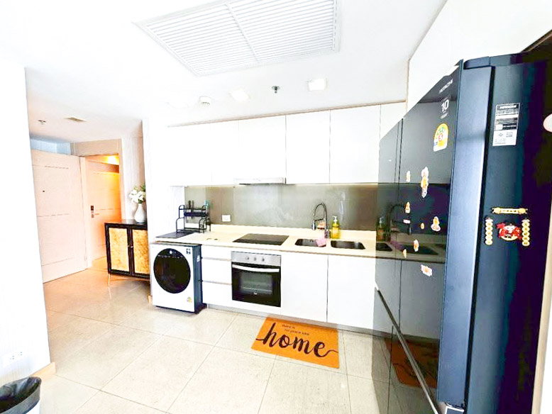 รูป The Palm Wongamat Beach Pattaya Sea View Condo for Sale - รูปที่ 4/11