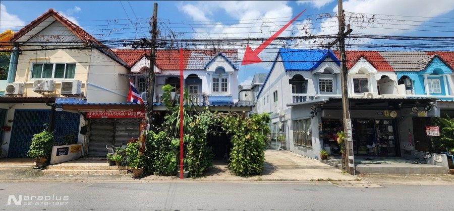 รูป 69050298 : ขายทาวน์เฮ้าส์ 2 ชั้น หลังริม ติดถนนเมน หมู่บ้าน 5 กะรัต วิลล่า รามคำแหง ขนาด 20 ตรว.  ถนนรามคำแหง 68 - รูปที่ 1/4