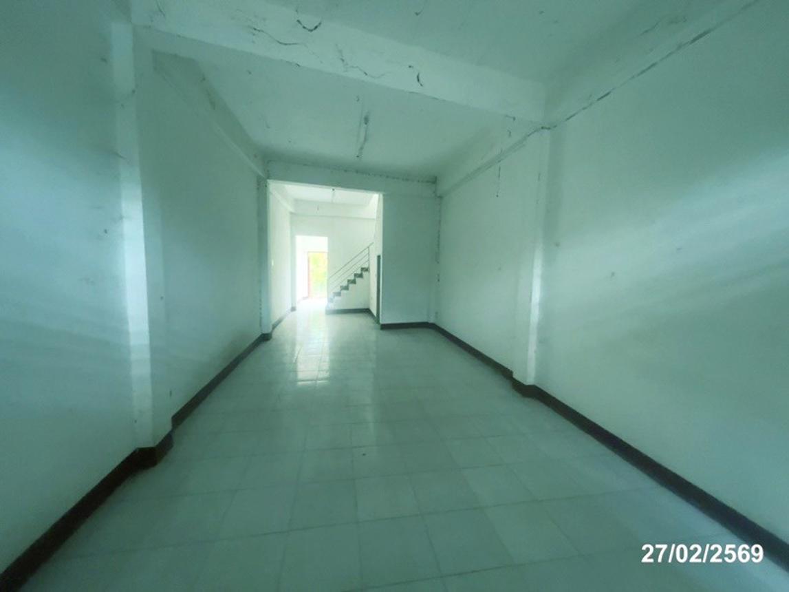 รูป อาคารพาณิชย์ 21 ตร.วา ลำปลายมาศ บุรีรัมย์ 770,000 - รูปที่ 13/26