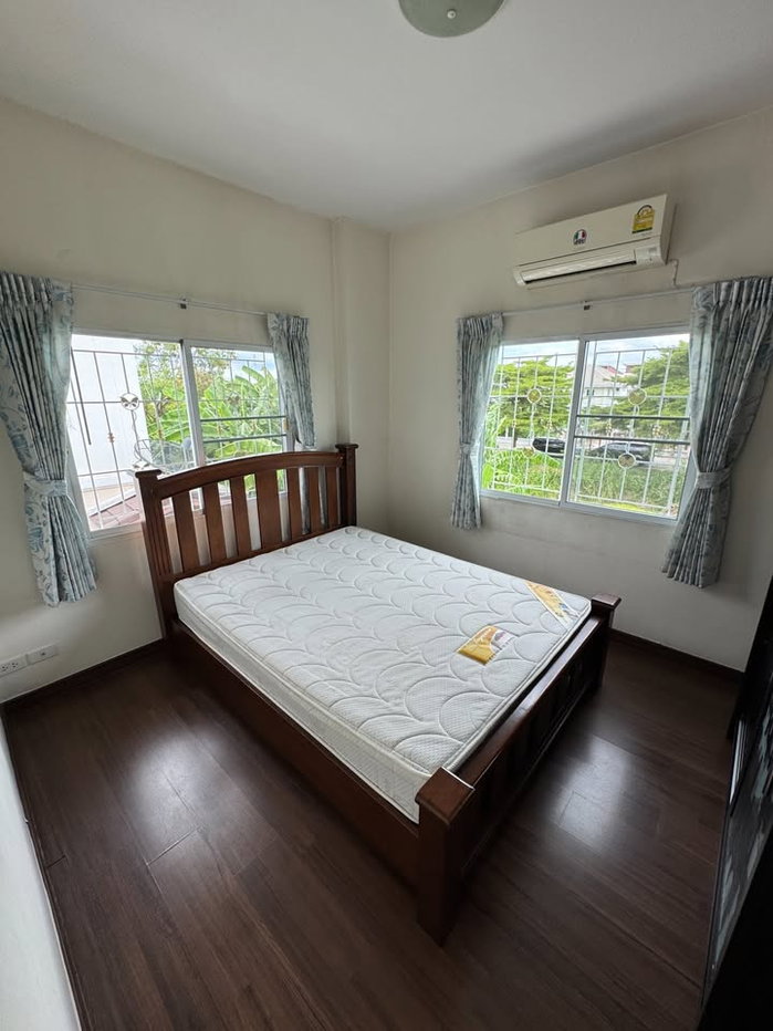 รูป R3049 ให้เช่าทาวน์โฮม 2 ชั้น หลังมุม หมู่บ้าน The Town ซอยพหลโยธิน 54/1 (ว่างค่ะ) ใกล้รถไฟฟ้า สะพานใหม่ - รูปที่ 12/14