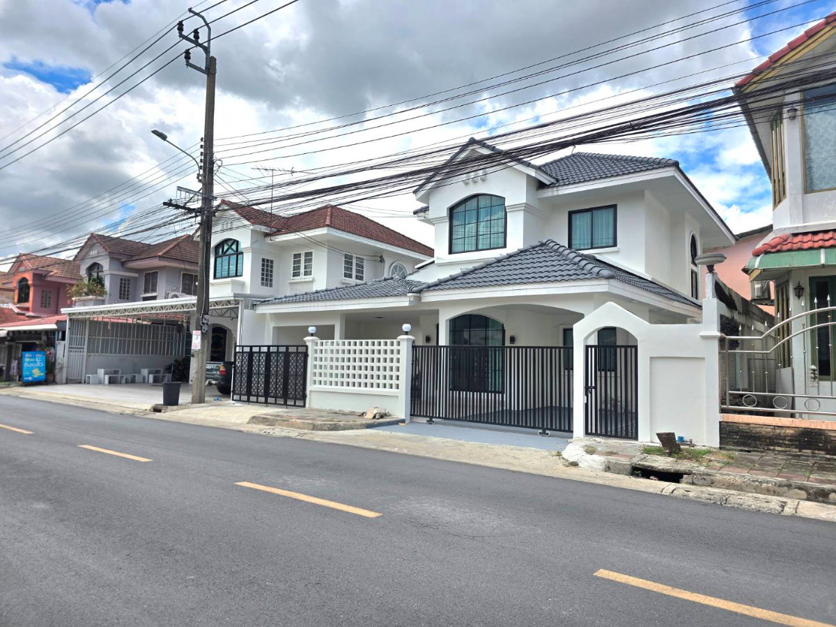 รูป บ้านเดี่ยว ราคาคุ้มค่าใกล้ BTSสะพานใหม่ ม.ชลลดา ถนนพหลโยธิน54/1 แยก4 สายไหม-วัดเกาะ ทำเลค้าขายได้ อยู่นอกโครงการ ตลาด โรงพยาบาล - รูปที่ 2/40