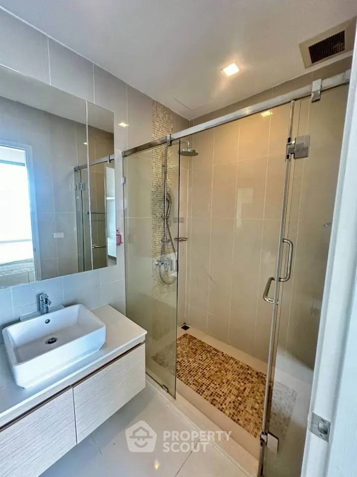 รูป คอนโด 1-ห้องนอน ที่ คิว อโศก ใกล้ MRT เพชรบุรี (ID 2981191) - รูปที่ 6/7