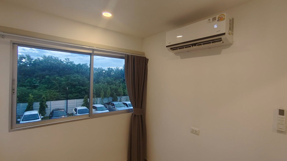 รูป ห้องใหญ่ 37 ตร.ม. ฟังก์ชันครบ 1 Bed Plus! 🏡 เสนาคิทท์ รังสิต-คลอง 4 แอร์ 3 ตัวฉ่ำๆ ราคาต่ำหมื่น ต่อรองได้อีก ✨ - รูปที่ 6/12