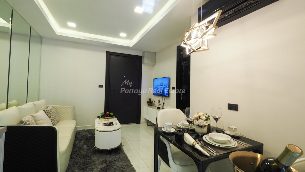 picture 🛏️ 1 Bed - 🛁 1 Bath - 🏙️ Pool View - 🌏 FOREIGN name - 🏢 Grand Solaire Noble Condominium Pattaya - Ref: GRANDN09 - 12/14