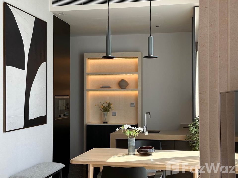 picture 1 bed 1 bath at 28 Chidlom 1711152 - 3/18