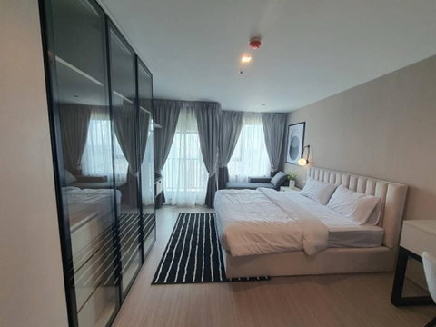 FQ is selling a Life Ladprao condo for 3,800,000 THB [YBs251202]