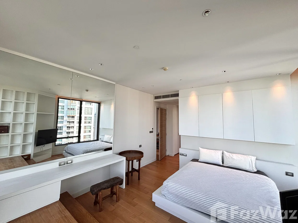 picture Quiet Corner Unit at Sindhorn Residence 6404262 - 3/16