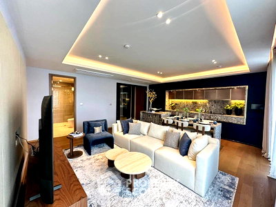 Condos for rent : Pet-Friendly 3-BR Condo For Rent, Via 34, Near BTS Thong Lor (ID 2981617)