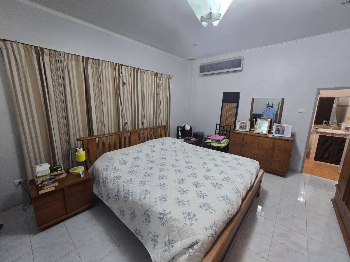 รูป ขายด่วน 2.9 ล้าน หมู่บ้านรุ่งนิรันดร์ 4 บ้านเดี่ยว ทำเลทองในโคราช - รูปที่ 2/20