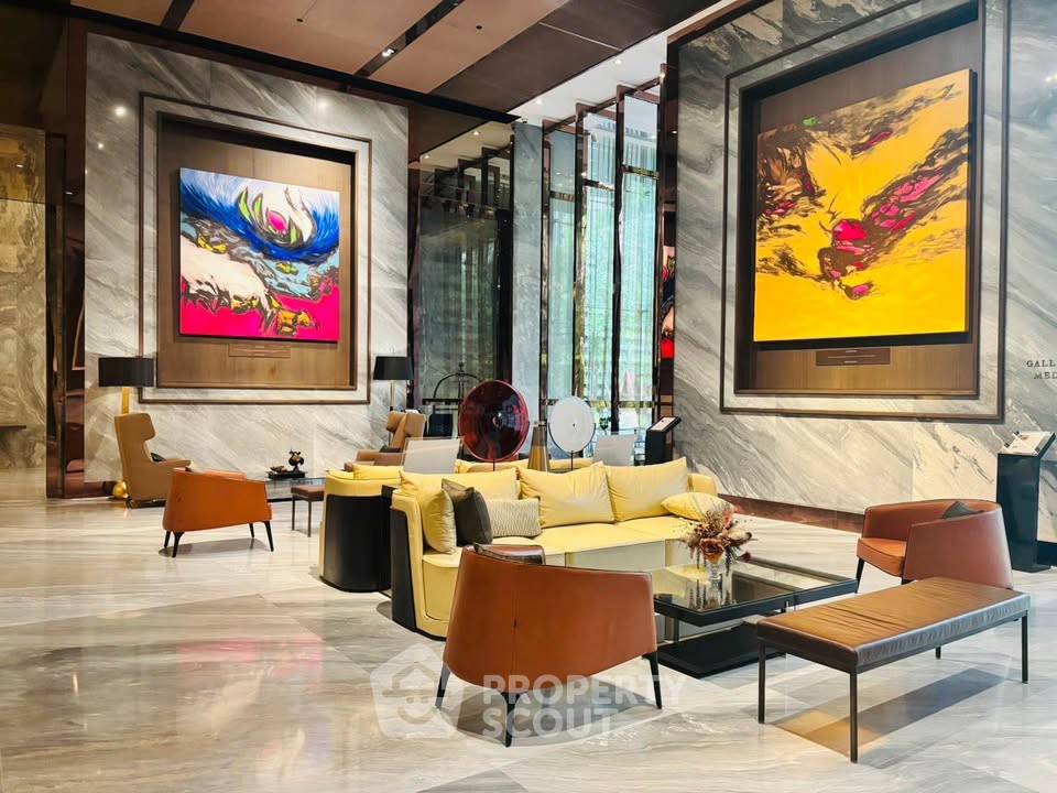 picture 2-BR Condo at Vittorio Sukhumvit 39 near BTS Phrom Phong (ID 2980228) - 3/11