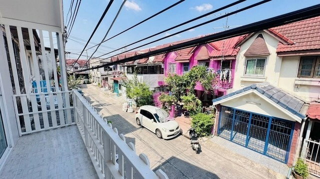 รูป ทาวน์เฮ้าส์ นครทอง ปาร์ควิว รีโนเวทใหม่ทั้งหลัง บ้านสวย ราคาถูก - รูปที่ 10/10