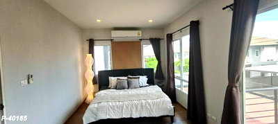 Houses for rent : P-40165 🏡 Pet-Friendly Home for Rent: Centro Suksawat-Rama 3 Spacious 4 Beds Just 20 Mins to Sathorn. Line: @easythaihome 085-592-2897