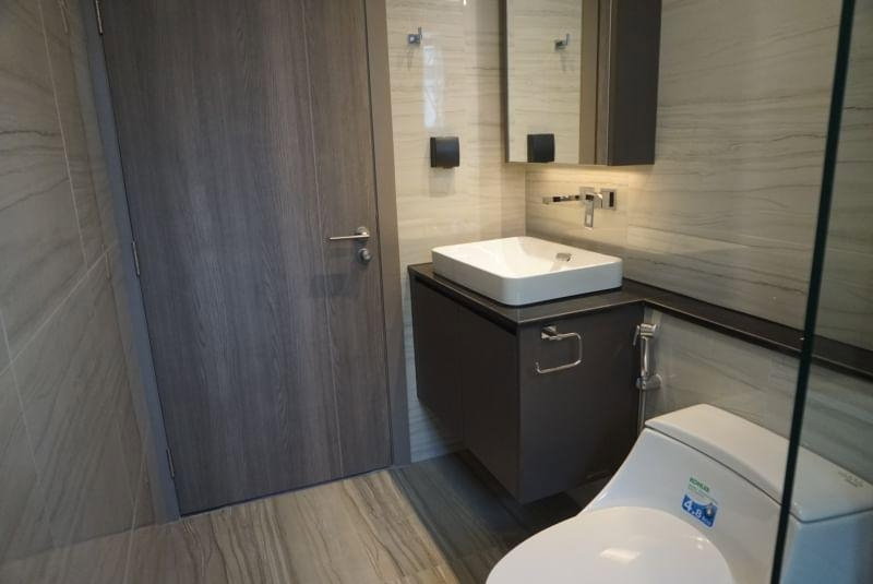 picture ✨ Rare Item in Siam area! 2 Bed 2 Bath, spacious room 70 sq m, only 32k/month! ✨ - 11/14