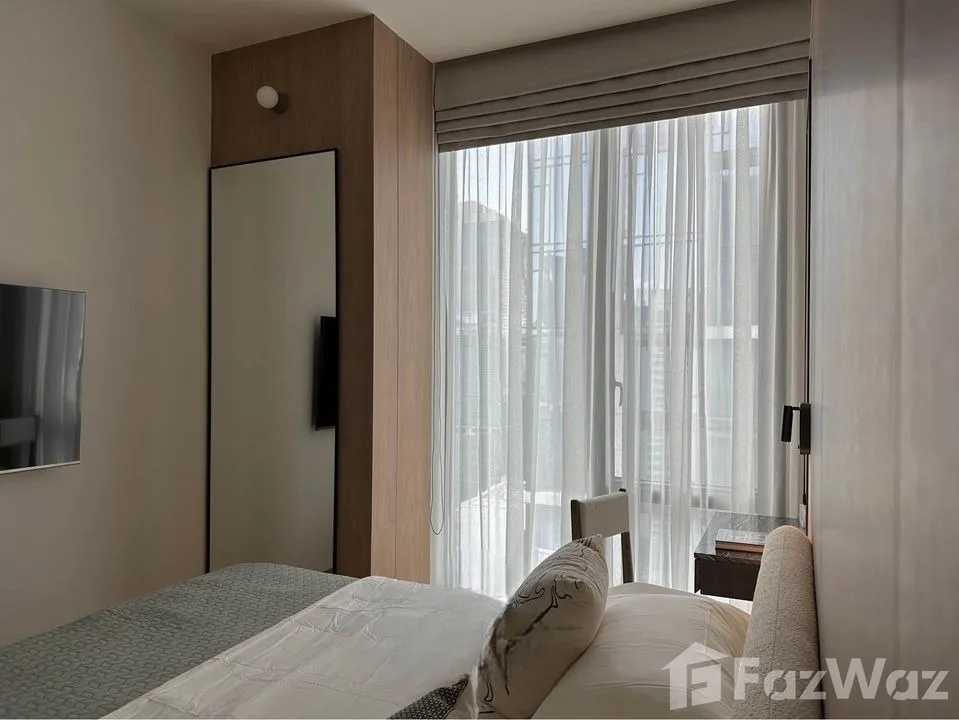 picture 1 bed 1 bath at 28 Chidlom 1711152 - 10/18