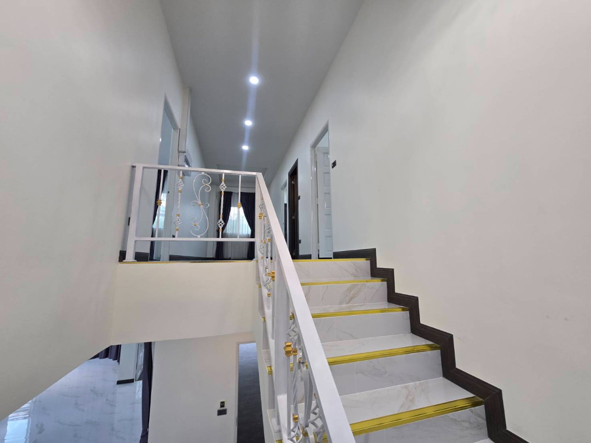 รูป บ้านเดี่ยวหลังใหญ่ราคาโดนใจ ขายต่ำกว่าราคาประเมินเป็นล้าน ม.ภัสสร 1 รังสิต คลอง 3 คลองหลวง แต่งพร้อมอยู่ - รูปที่ 19/44