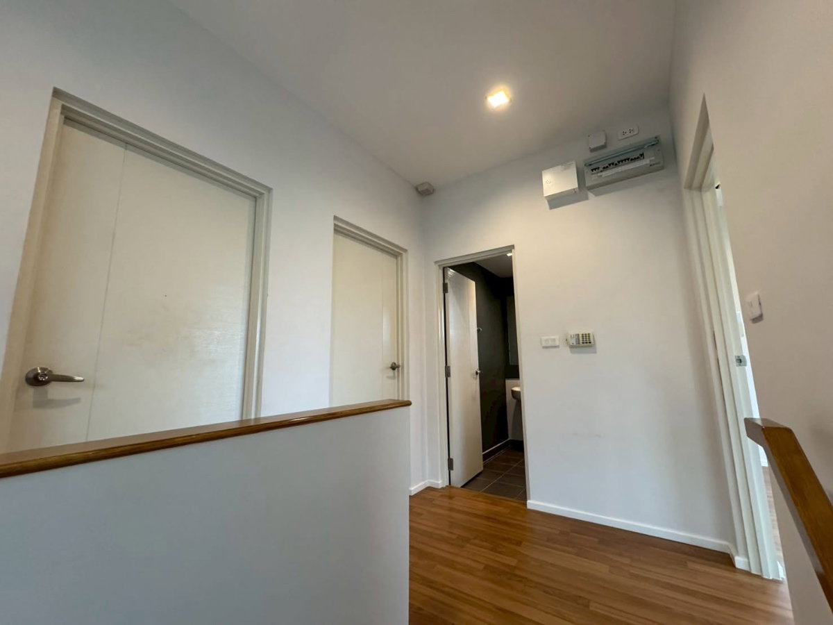 รูป [VR0364] 🔥 เช่า 22,000/เดือน หรือ ขาย 6 ล้าน | Casa Ville รังสิต-คลอง 2 บ้านเดี่ยว 2 ชั้น 58 ตร.ว. 3 นอน 3 น้ำ  พื้นที่รอบบ้านเยอะ! 🔥 - รูปที่ 7/21