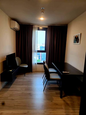 Condos for rent : Condo For Rent!!XT Huaikhwang (MRT Huaikhwang)