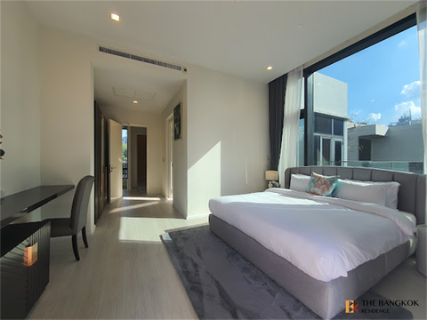 Luxury Unit, Ready for You Without the Wait Circle Living Prototype