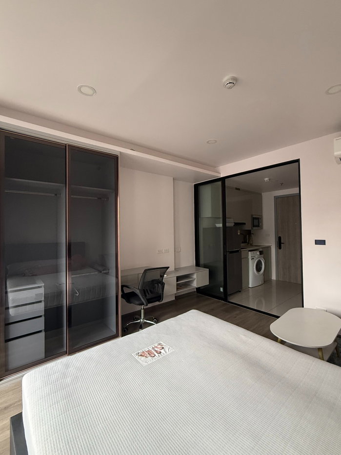 picture ✨ SOHO Bangkok Ratchada: Beautiful room near MRT Huai Khwang, only 18,000 THB/month! - 3/6