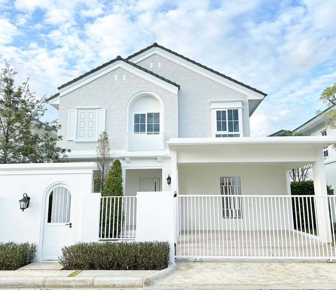 รูป ให้เช่าบ้านเดี่ยว ชัยพฤกษ์ บางนา กม.15 - 3 ห้องนอน 184 ตร.ม. ตกแต่งบิ้วอินครบ REF. 068HRG - รูปที่ 1/24