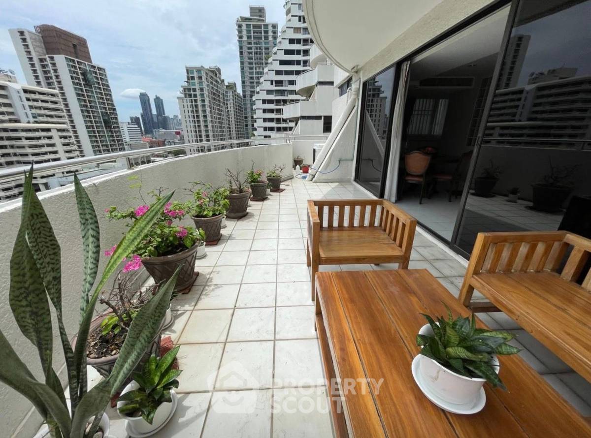 รูป คอนโด 2-ห้องนอน ที่ ศุภาลัย เพลส สุขุมวิท 39 ใกล้ BTS พร้อมพงษ์ (ID 2983095) - รูปที่ 2/17
