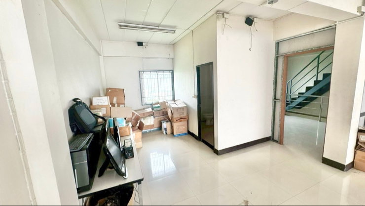 รูป ให้เช่าตึกติดถนนคู้บอน แขวงรามอินทรา เขตคันนายาว - รูปที่ 16/19