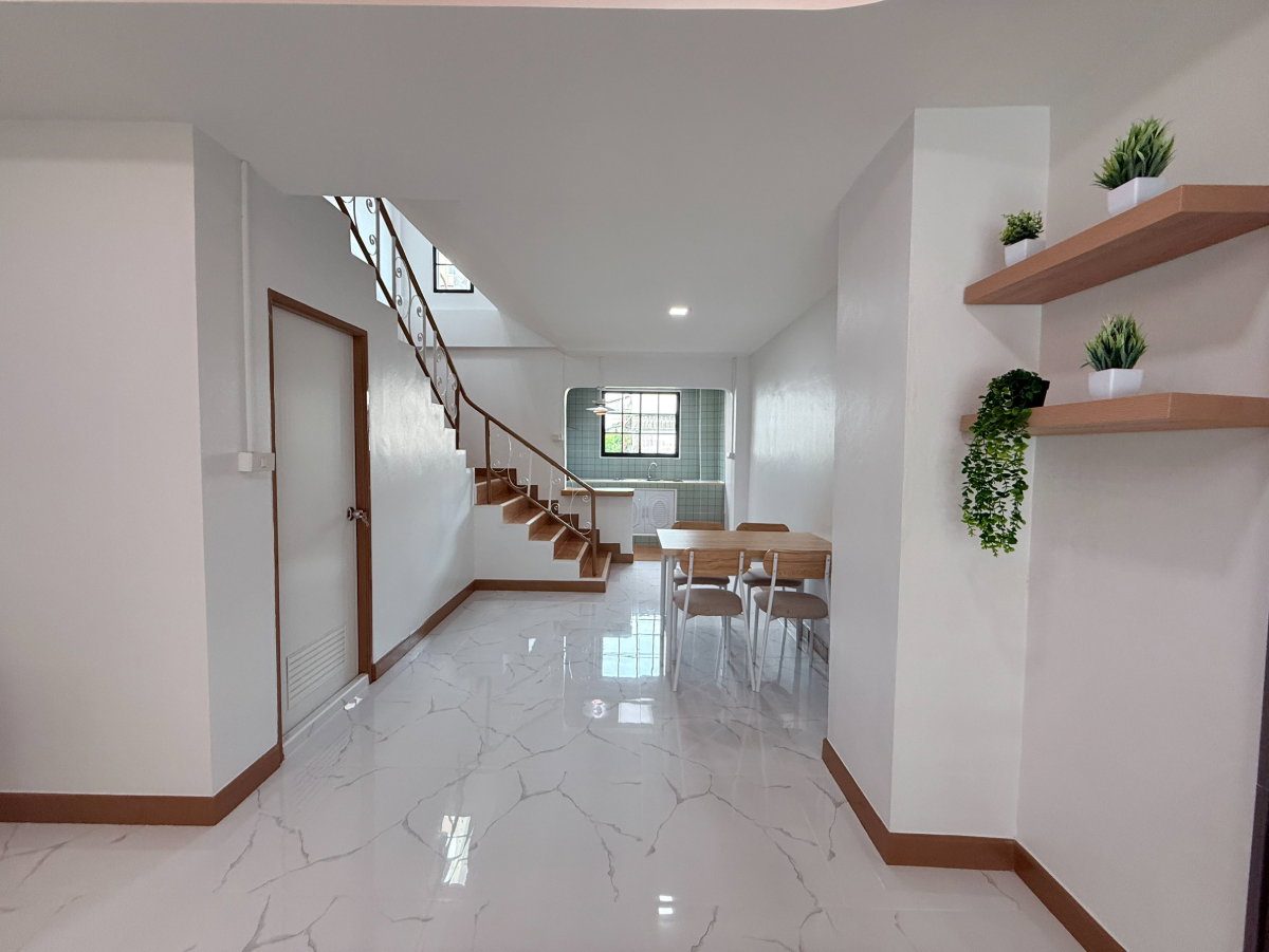 รูป ทาวน์เฮ้าส์ หมู่บ้านปรีชา 9 ตกแต่งใหม่ พร้อมอยู่ มีนบุรี ทำเลดี รามคำแหง186 ใกล้รถไฟฟ้าสายสีส้ม เฟอร์นิเจอร์สวย - รูปที่ 7/18