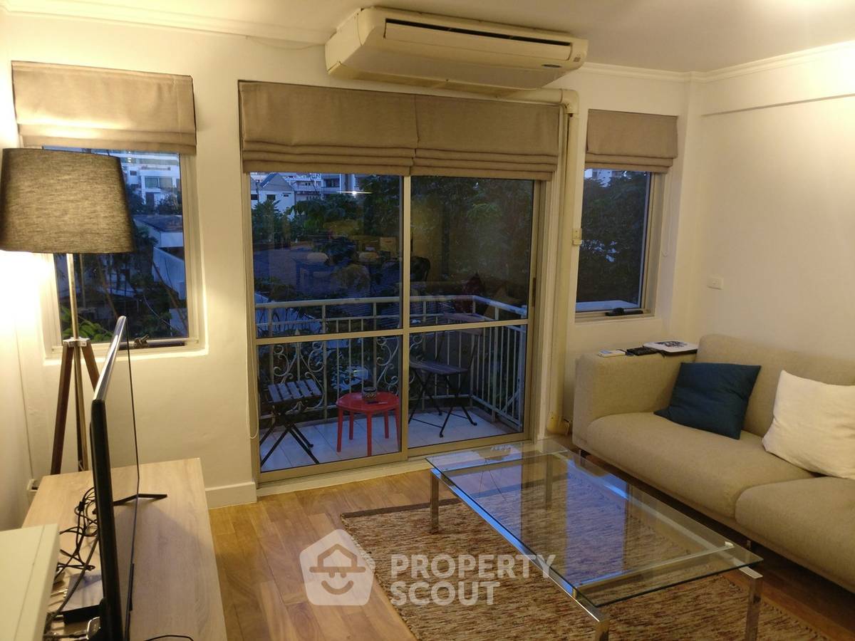 picture 2-BR Condo at Raintree Villa Sukhumvit 53 near BTS Thong Lor (ID 457239) - 7/12