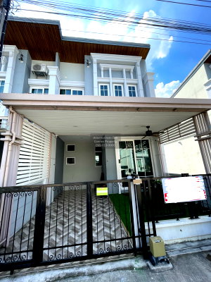 Townhouses for rent : For Rent Townhouse/Townhome  , Golden Town 3 Bangna-Suanluang , Dok Mai , Prawet , Bangkok , CX-158777 ✅ Live chat with us ADD LINE @connexproperty ✅