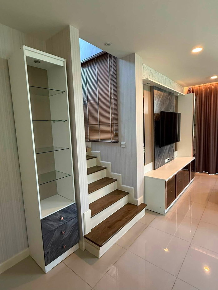รูป (TT281)บ้านเช่า “โครงการเศรษฐสิริ พัฒนาการ” บ้านเดี่ยว 2 ชั้น Pet Friendly เนื้อที่ 55 ตรง.วา พื้นที่ใช้สอย 180 ตร.ม 4ห้องนอน 3ห้องน้ำ จอดรถได้2คัน - รูปที่ 9/18