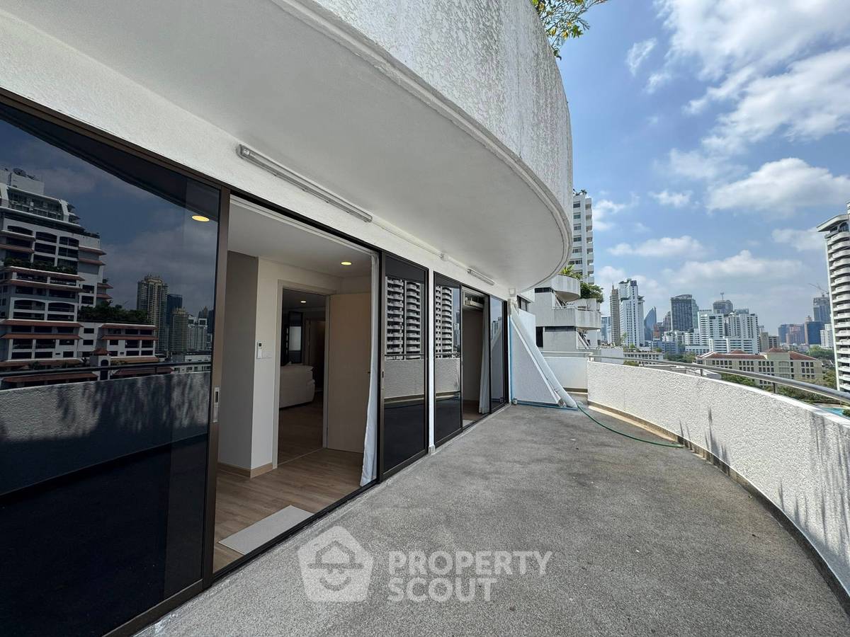 รูป คอนโด 2-ห้องนอน ที่ ศุภาลัย เพลส สุขุมวิท 39 ใกล้ BTS พร้อมพงษ์ (ID 2983045) - รูปที่ 12/14