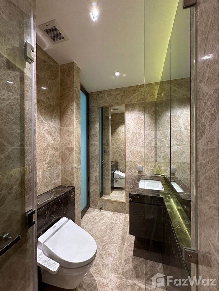 picture 1 bed 1 bath at 28 Chidlom 1711152 - 15/18