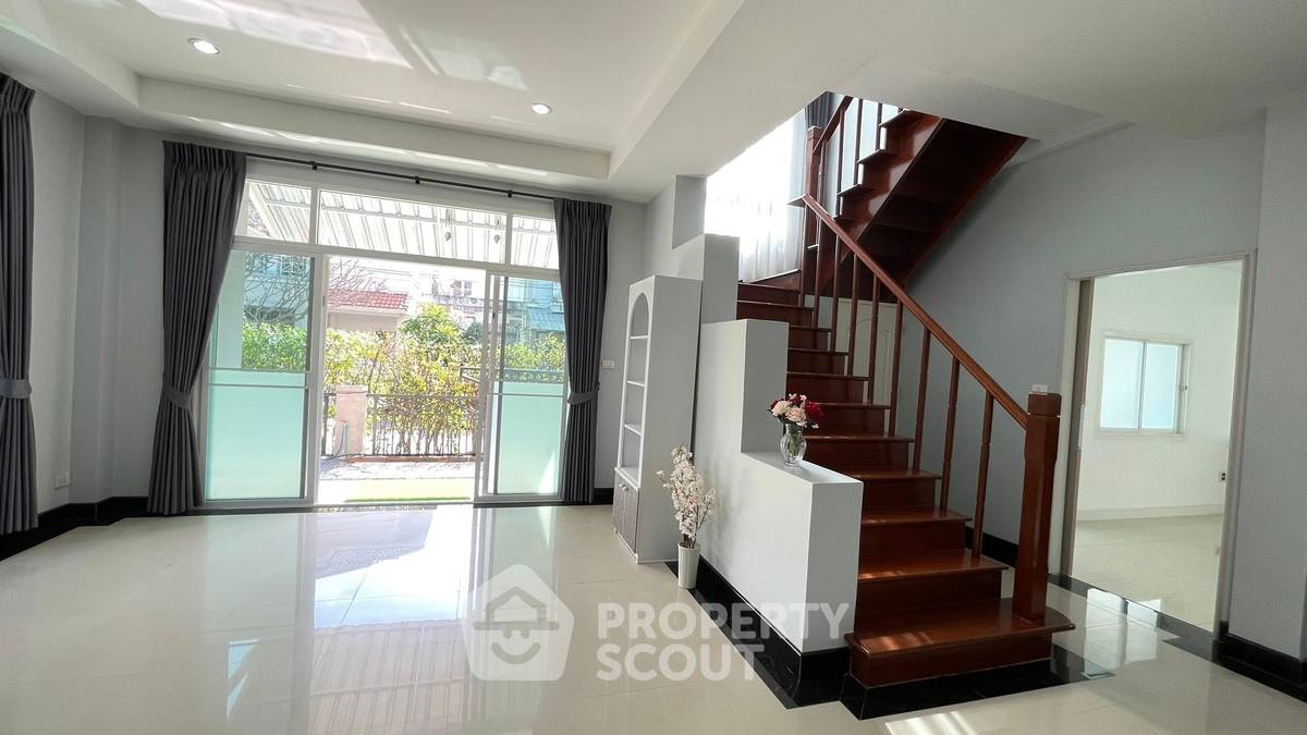รูป บ้าน 4-ห้องนอน ใน สวนหลวง (ID 2983333) - รูปที่ 16/18