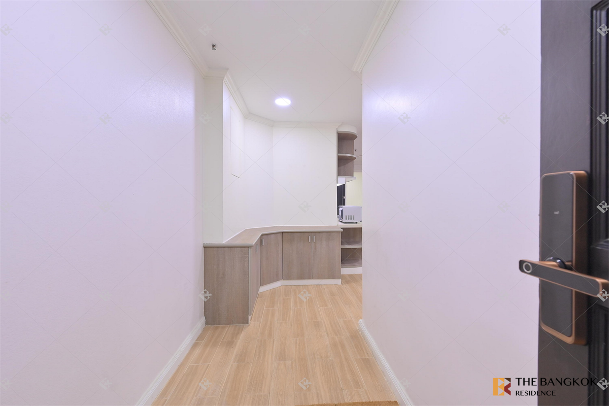 รูป บ้านสวนเพชร ตอบโจทย์ชีวิตคนเมืองในราคาสุดคุ้ม ใกล้ BTS สถานีพร้อมพงษ์ - รูปที่ 2/10