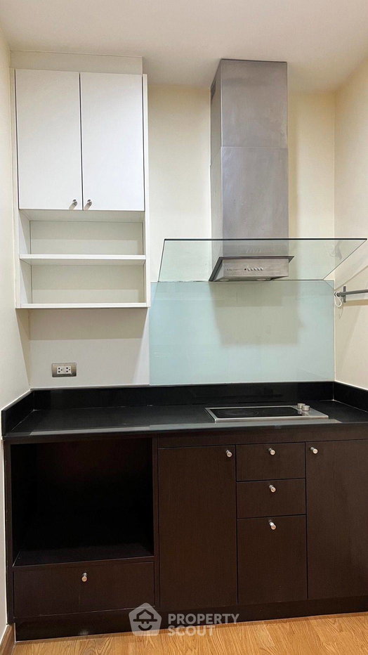 picture 2-BR Condo at Tree Condo Luxe near BTS On Nut (ID 1315201) - 14/16