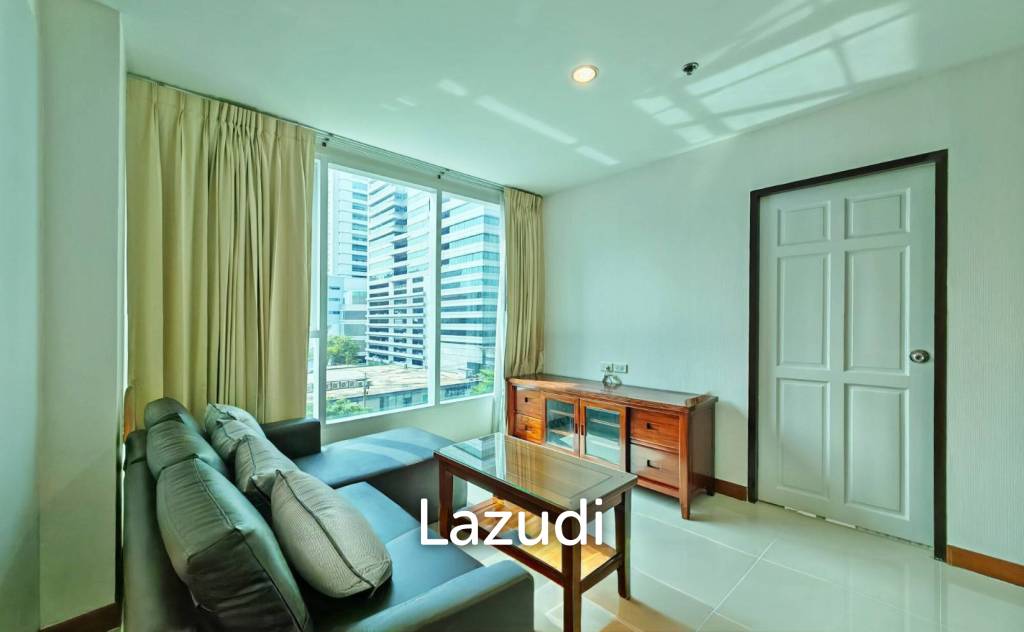 picture 67 sqm condo Sukhumvit Living Town 2 bedroom in Khlong Toei Nuea Bangkok - 1/33