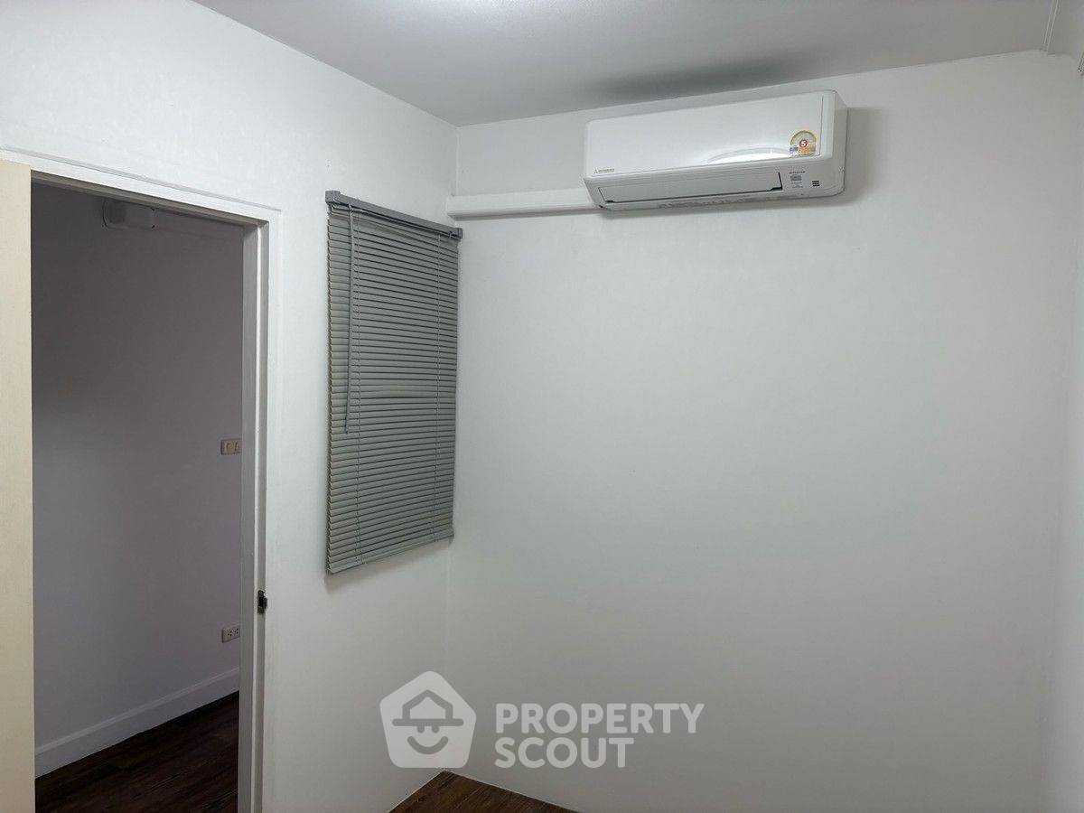 picture 2-BR Condo at Condo One X Sukhumvit 26 near BTS Phrom Phong (ID 2977750) - 3/15