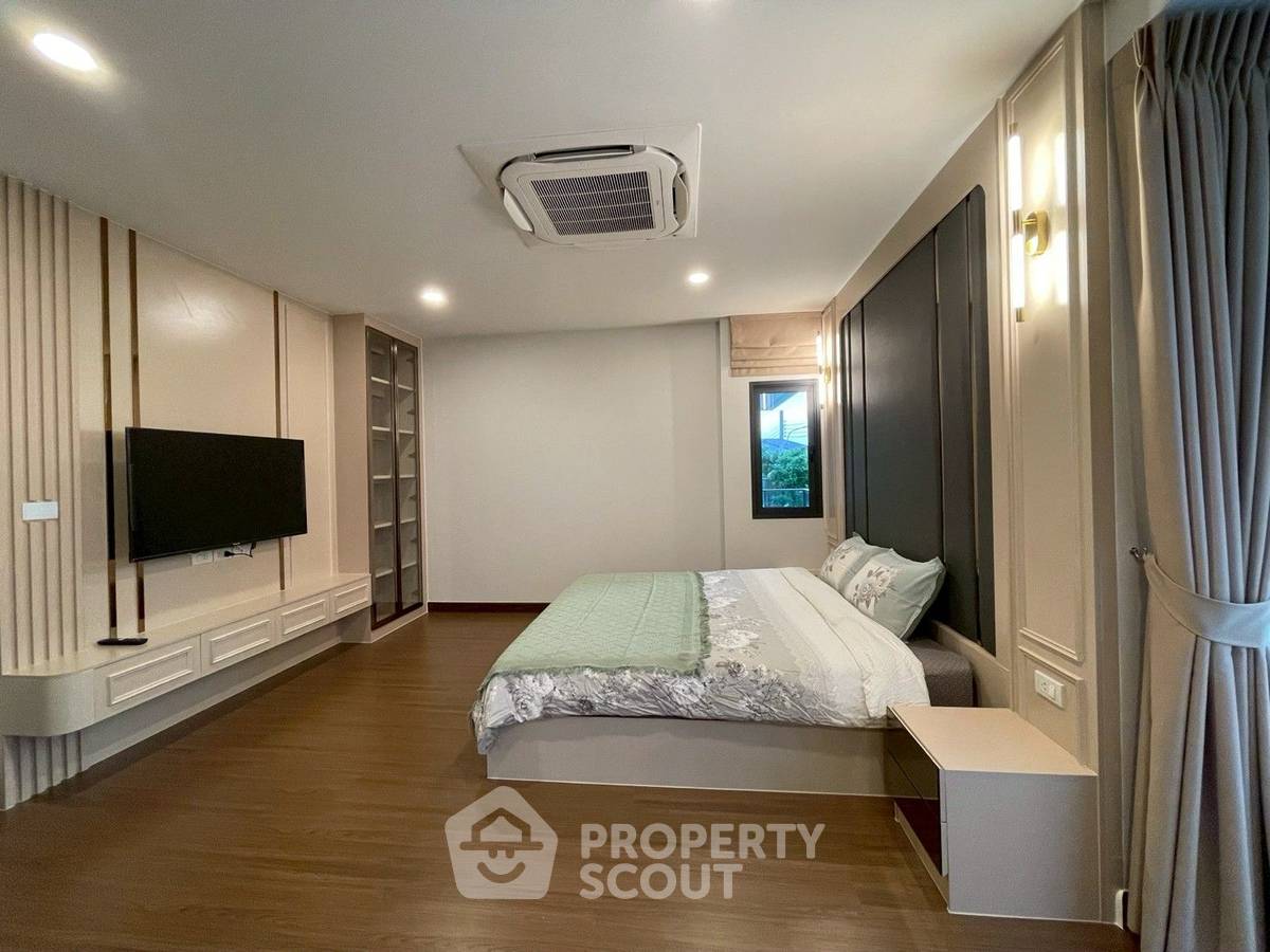 รูป บ้าน 4-ห้องนอน ใน สามวาตะวันตก (ID 2981868) - รูปที่ 13/37