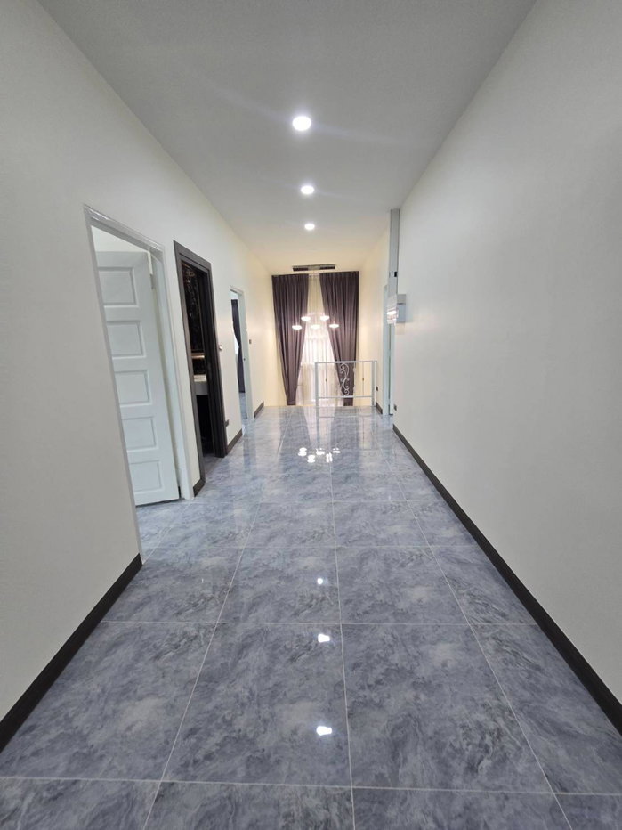 รูป บ้านเดี่ยวหลังใหญ่ราคาโดนใจ ขายต่ำกว่าราคาประเมินเป็นล้าน ม.ภัสสร 1 รังสิต คลอง 3 คลองหลวง แต่งพร้อมอยู่ - รูปที่ 39/44