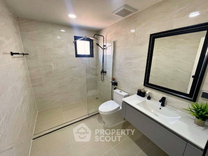 รูป บ้าน 4-ห้องนอน ใกล้ พัทยาเหนือ (ID 2977083) - รูปที่ 3/12