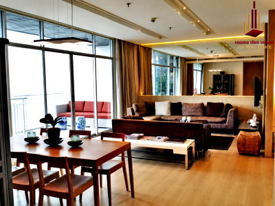 ขายคอนโด : ✨ ขาย เออร์บาน่า สาทร ✨  💰 ราคา 21,600,000  บาท