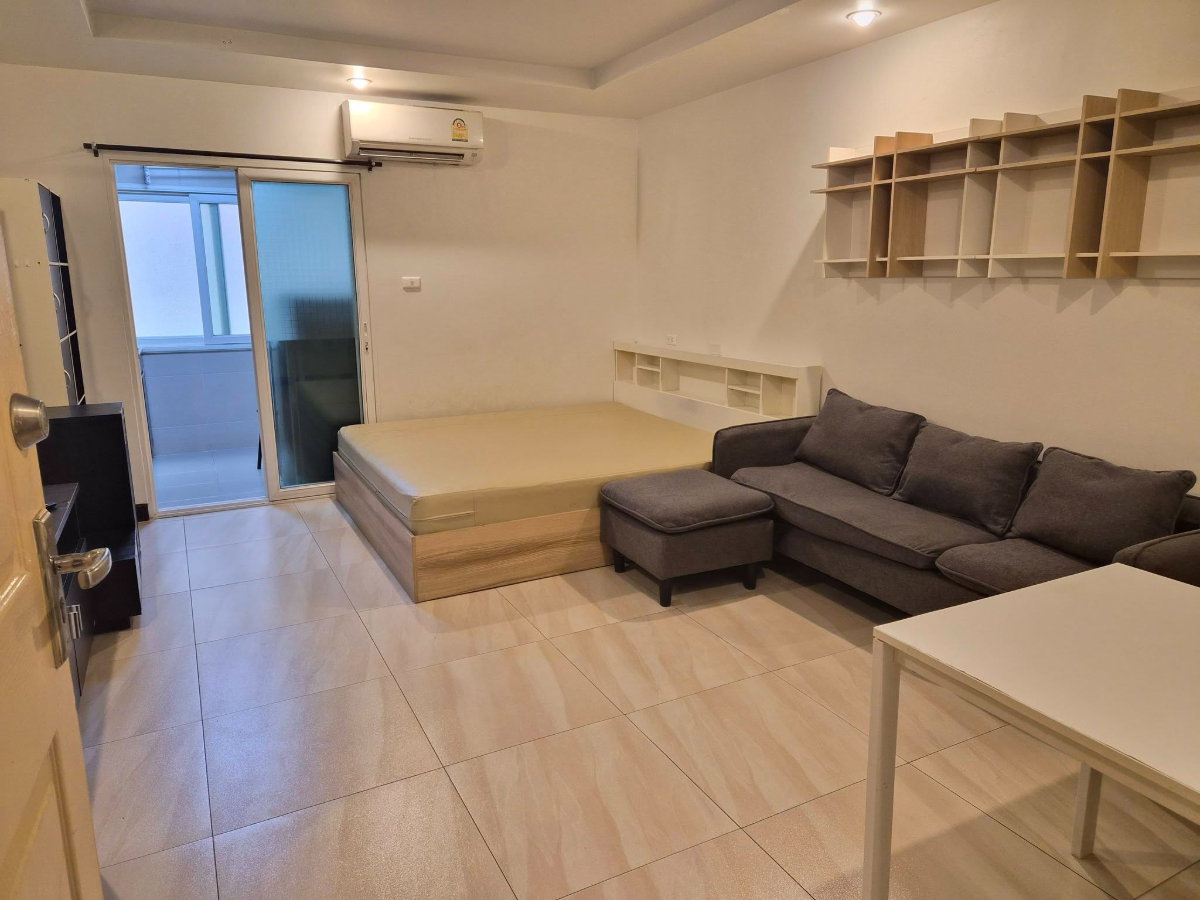 รูป 🔥ขาย Happy Condo Ratchada 18 แฮปปี้ คอนโด รัชดา 18 ทำเลรัชดาภิเษก-สุทธิสาร ✅ พร้อมเฟอร์นิเจอร์และเครื่องใช้ไฟฟ้าครบชุด หิ้วกระเป๋าเข้าอยู่ได้เลย - รูปที่ 1/12