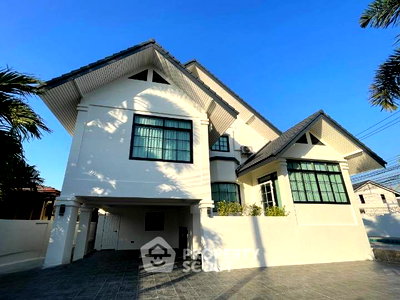 Houses for rent Chonburi : 4-BR House close to Pattaya North (ID 2977083)