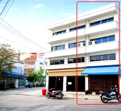 เช่าอาคารพาณิชย์ สวนลุมพินี : เตลาดสะพาน 2 ชั้นBTS สุรศักดิ์ 900 ม. 5 นอน 5 น้ำ ใกล้รพ.เซ็นต์หลุยส์ 900 ม.จริญราษฏร์ อาคารพาณิชย์ 517 ตร.ว. 340 ตร.ม. วนิลามูน 500 ม.