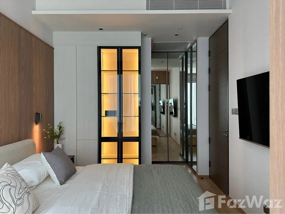 picture 1 bed 1 bath at 28 Chidlom 1711152 - 4/18
