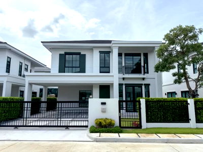 บ้านเดี่ยว กรุงเทพมหานคร : ขายบ้านเศรษฐสิริ วัชรพล-เทพรักษ์ 59 ตรว 205 ตรม 4 ห้องนอน 4 ห้องน้ำ