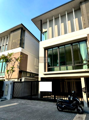 บ้านเดี่ยว กรุงเทพมหานคร : ขายบ้าน  เดอะ แกลมเมอร์ เอกมัย - ประดิษฐ์มนูธรรม คลองเจ้าคุณสิงห์ เขต วังทองหลาง กรุงเทพ CX-157762 ✅ ทักไลน์ @connexproperty ตอบทันที ทีมงานมืออาชีพ ✅