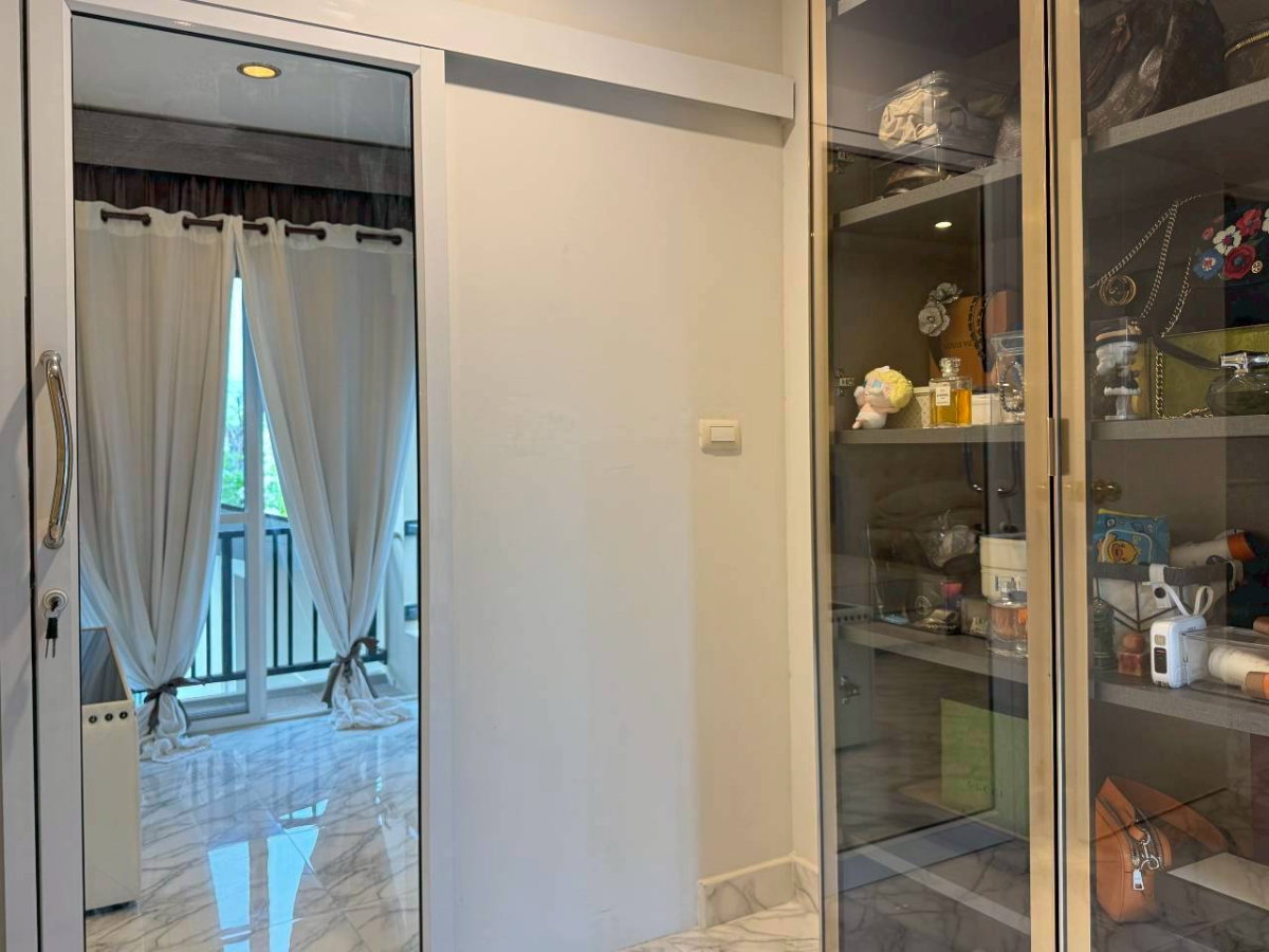 รูป ขายบ้านเดี่ยว ม.คณาสิริ บางนา (ซอยเอแบค) 5 ห้องนอน แปลงใหญ่ 94 ตร.ว. แปลงใหญ่สุดในโครงการ หลังมุมหน้าสวน - รูปที่ 18/31