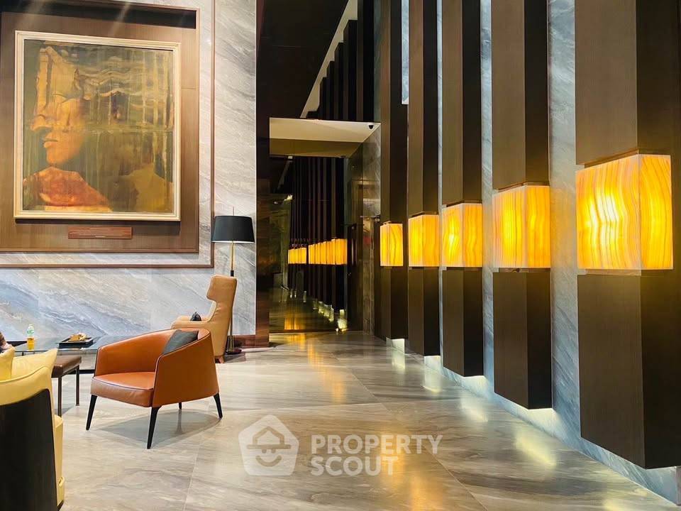 picture 2-BR Condo at Vittorio Sukhumvit 39 near BTS Phrom Phong (ID 2980228) - 2/11